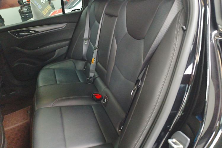 Used Cadillac CT5 2023 28T Luxury Edition (Standard Version) Left Rear Seat