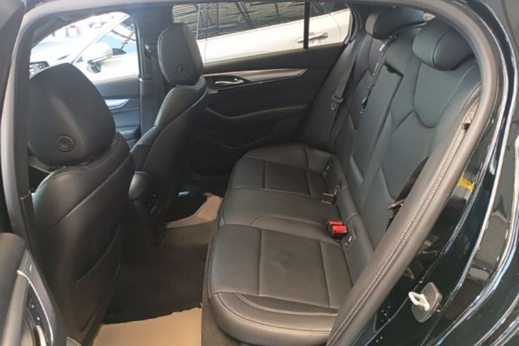 Used Cadillac CT5 2023 28T Luxury Edition (Standard Version) Left Rear Seat