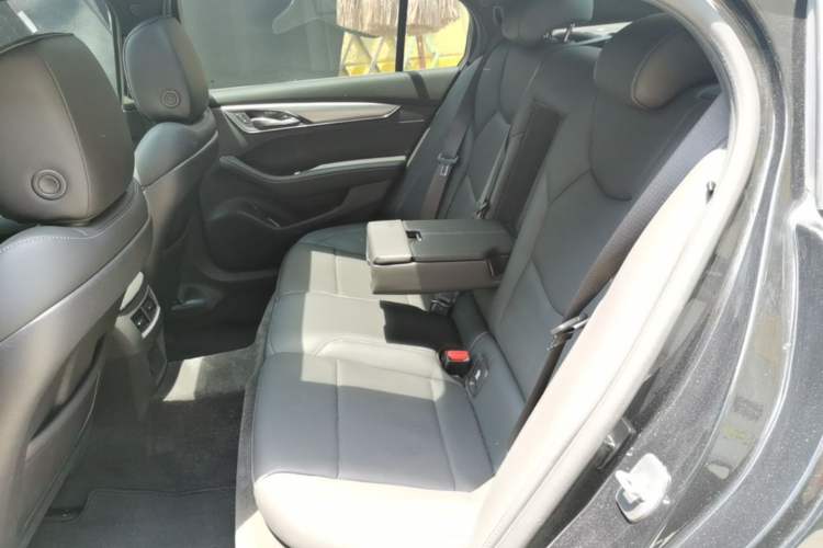 Used Cadillac CT5 2023 28T Luxury Edition (Standard Version) Left Rear Seat
