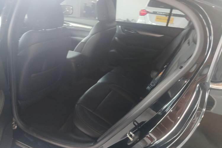 Used Cadillac CT5 2023 28T Luxury Edition (Standard Version) Left Rear Seat