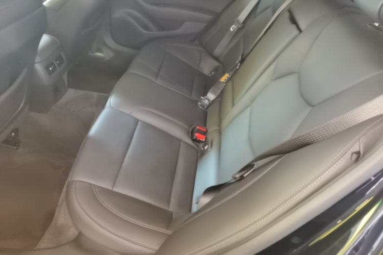 Used Cadillac CT5 2023 28T Luxury Edition (Standard Version) Left Rear Seat