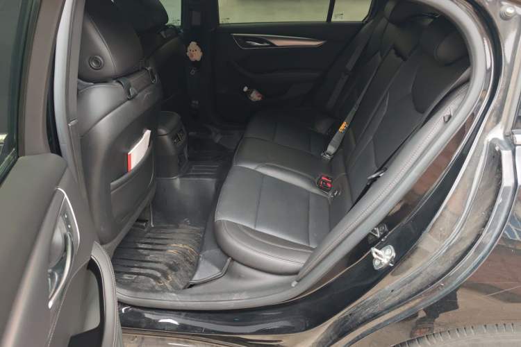 Used Cadillac CT5 2023 28T Luxury Edition (Standard Version) Left Rear Seat