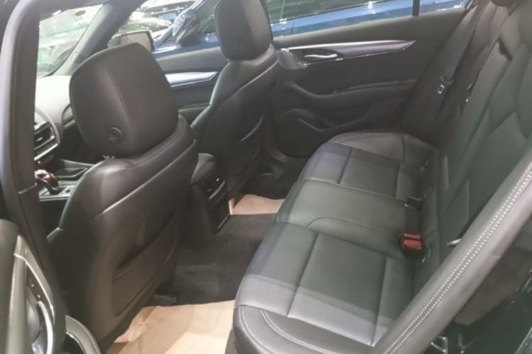 Used Cadillac CT5 2023 28T Luxury Edition (Standard Version) Left Rear Seat