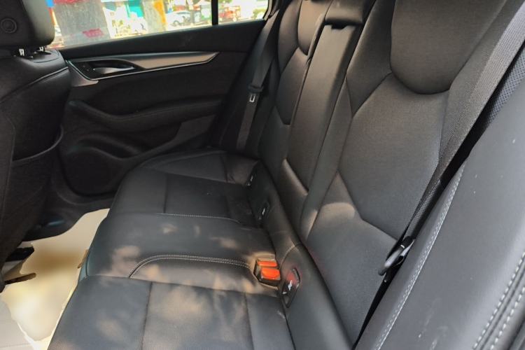 Used Cadillac CT5 2023 28T Luxury Edition (Standard Version) Left Rear Seat