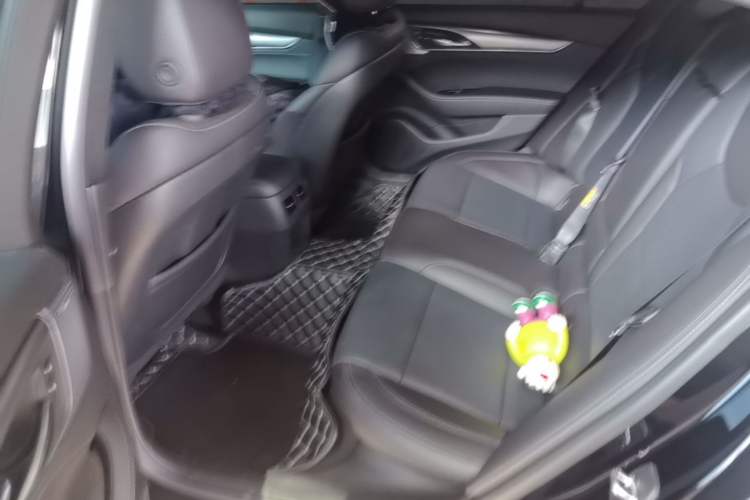 Used Cadillac CT5 2023 28T Luxury Edition (Standard Version) Left Rear Seat