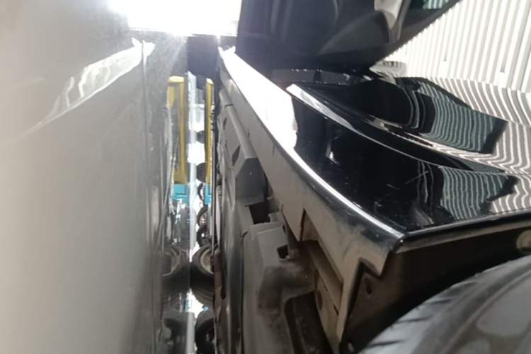Used Cadillac CT5 2023 28T Luxury Edition (Standard Version) Left Side Sill