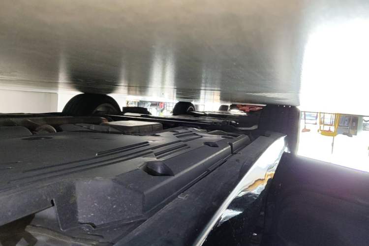Used Cadillac CT5 2023 28T Luxury Edition (Standard Version) Left Side Sill