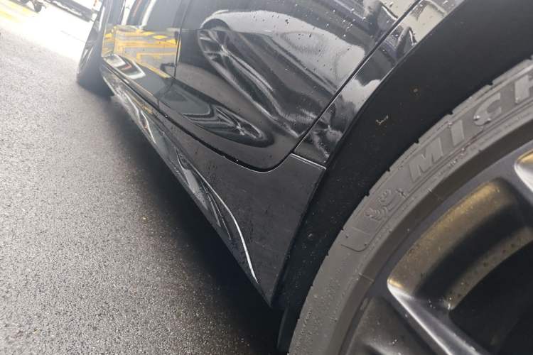 Used Cadillac CT5 2023 28T Platinum Edition Left Side Sill