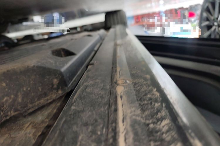 Used Cadillac CT5 2023 28T Prestige Model Left Side Sill