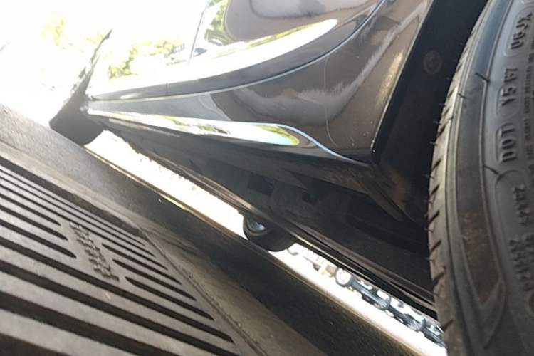 Used Cadillac CT5 2023 28T Prestige Model Left Side Sill