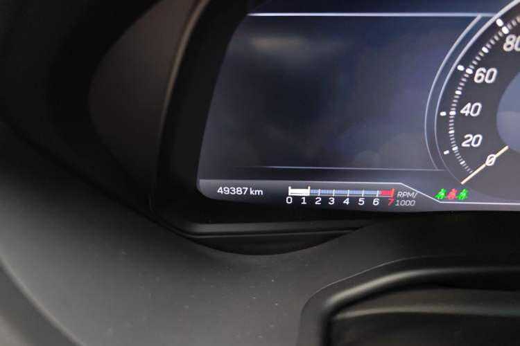 Used Cadillac CT5 2023 28T Luxury Edition (Standard Version) Odometer Close Up