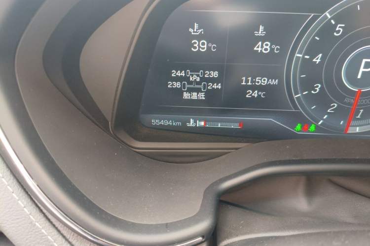 Used Cadillac CT5 2023 28T Prestige Model Odometer Close Up