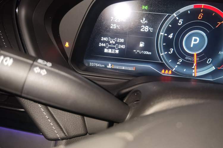 Used Cadillac CT5 2023 28T Prestige Model Odometer Close Up
