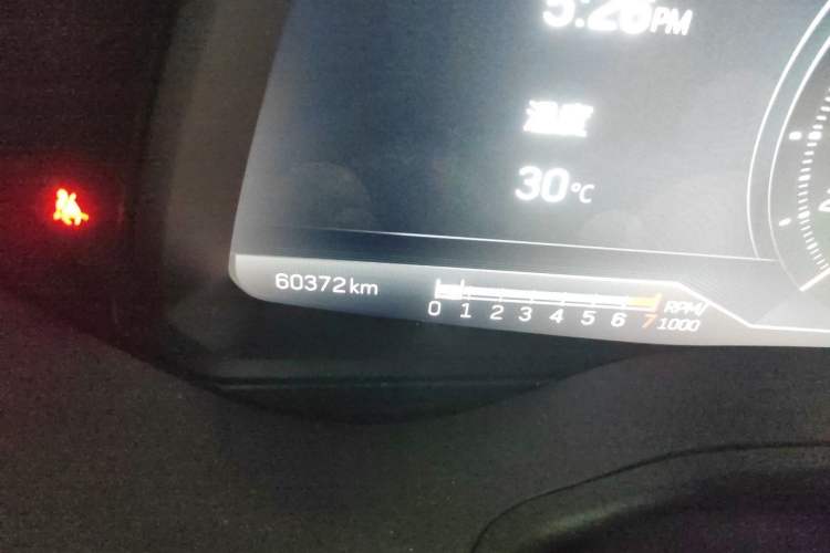 Used Cadillac CT5 2023 28T Luxury Edition (Standard Version) Odometer Close Up
