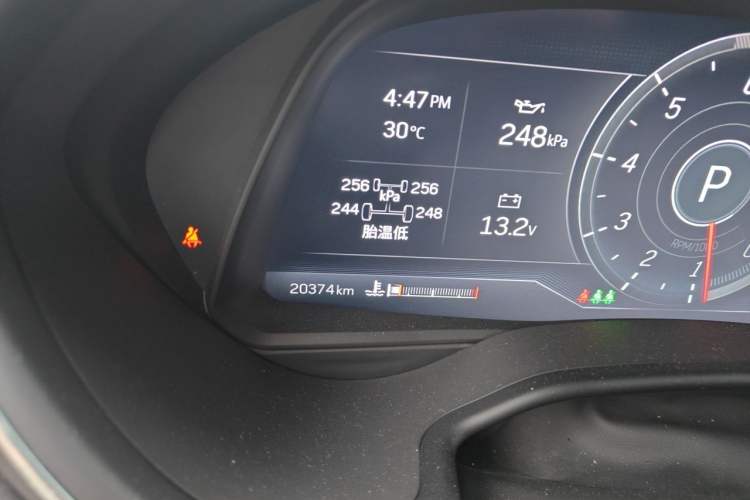 Used Cadillac CT5 2023 28T Prestige Model Odometer Close Up