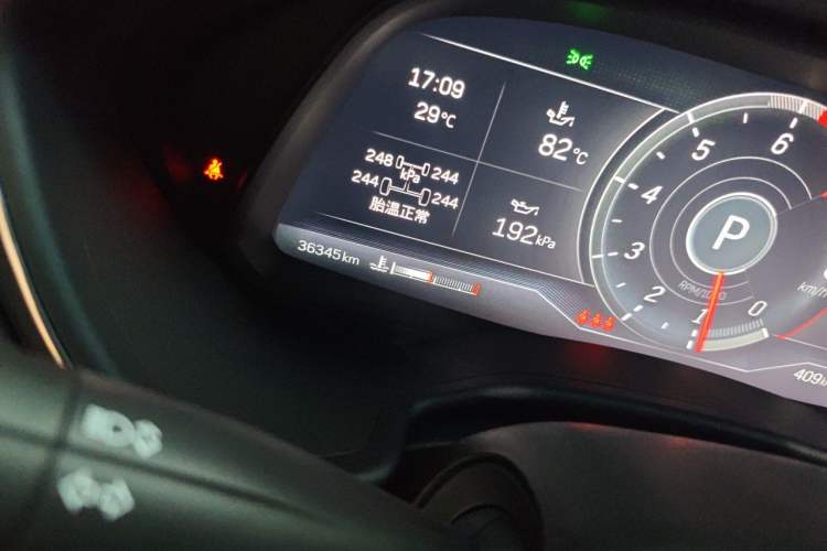 Used Cadillac CT5 2023 28T Luxury Edition (Standard Version) Odometer Close Up