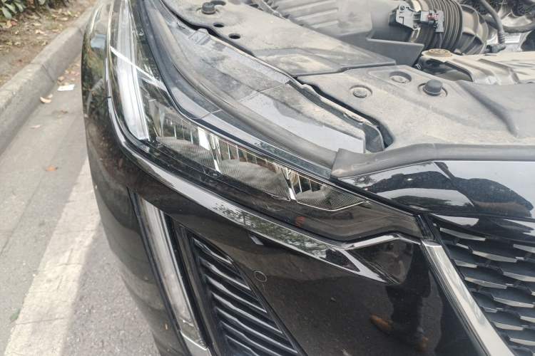 Used Cadillac CT5 2023 28T Luxury Edition (Standard Version) Right Front Headlight