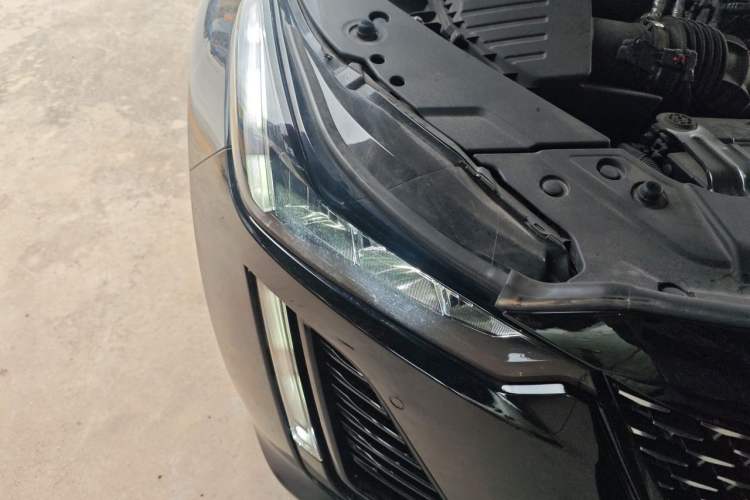 Used Cadillac CT5 2023 28T Luxury Edition (Standard Version) Right Front Headlight