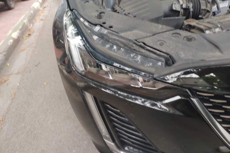 Used Cadillac CT5 2023 28T Luxury Edition (Standard Version) Right Front Headlight