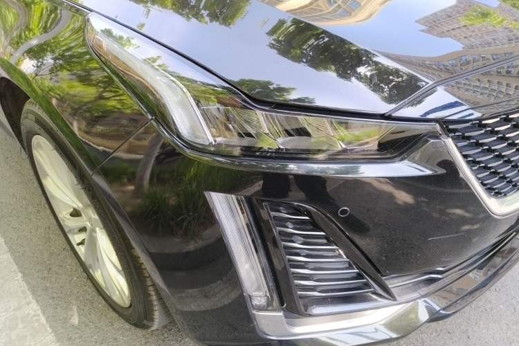 Used Cadillac CT5 2023 28T Luxury Edition (Standard Version) Right Front Headlight