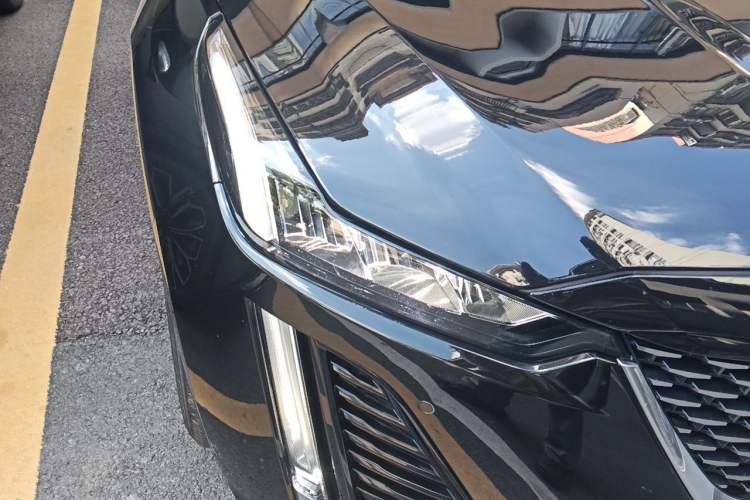 Used Cadillac CT5 2023 28T Luxury Edition (Standard Version) Right Front Headlight