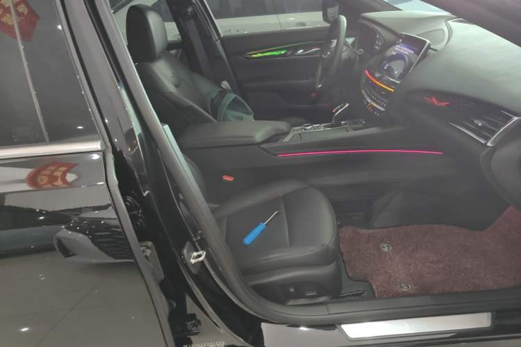 Used Cadillac CT5 2023 28T Luxury Edition (Standard Version) Right Front Seat