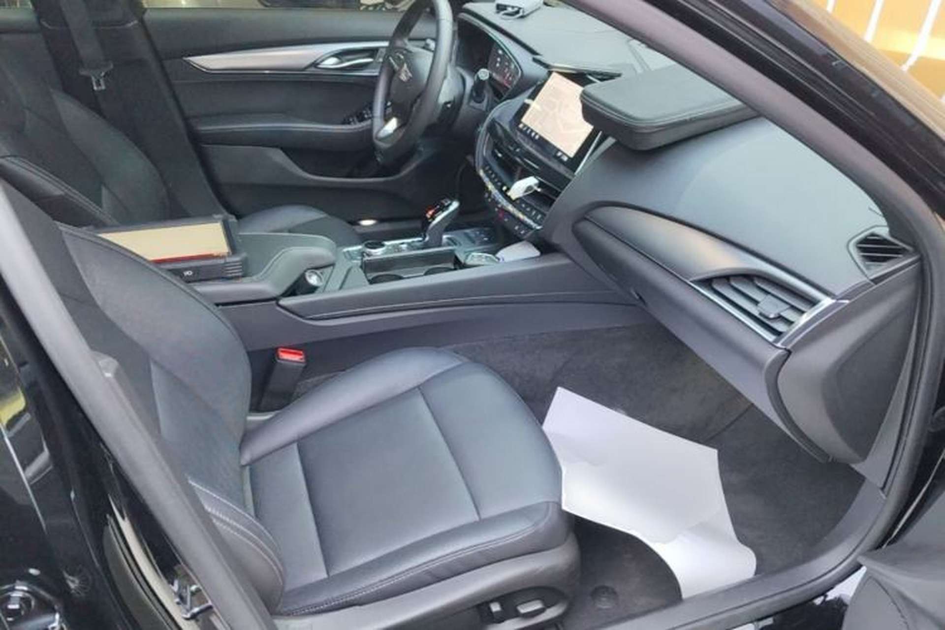 Used Cadillac CT5 2023 28T Luxury Edition (Standard Version) Right Front Seat