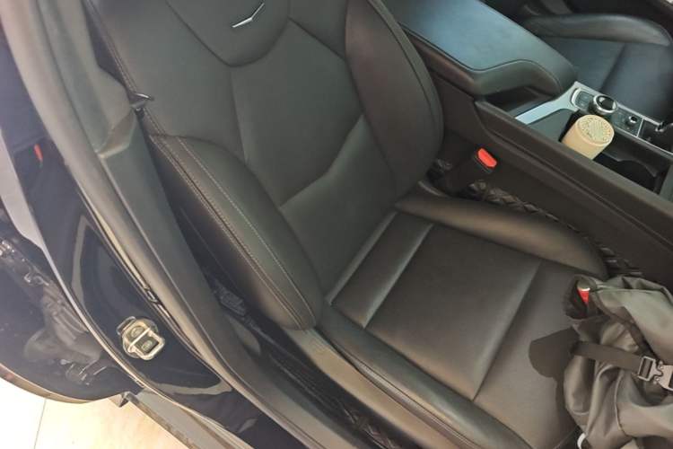 Used Cadillac CT5 2023 28T Luxury Edition (Standard Version) Right Front Seat