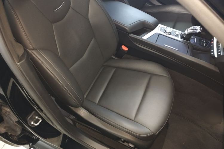 Used Cadillac CT5 2023 28T Luxury Edition (Standard Version) Right Front Seat
