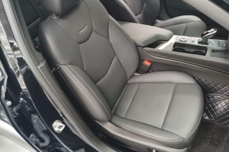 Used Cadillac CT5 2023 28T Luxury Edition (Standard Version) Right Front Seat