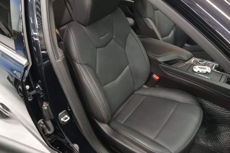 Used Cadillac CT5 2023 28T Luxury Edition (Standard Version) Right Front Seat