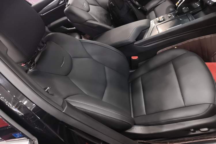 Used Cadillac CT5 2023 28T Luxury Edition (Standard Version) Right Front Seat