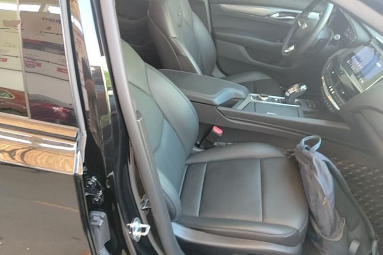 Used Cadillac CT5 2023 28T Prestige Model Right Front Seat