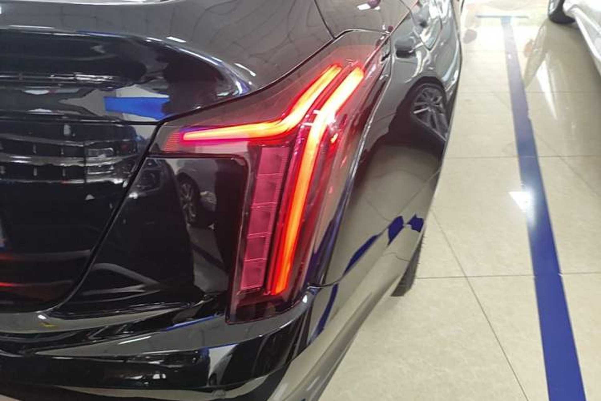 Used Cadillac CT5 2023 28T Luxury Edition (Standard Version) Right Rear Taillight