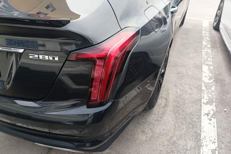 Used Cadillac CT5 2023 28T Luxury Edition (Standard Version) Right Rear Taillight