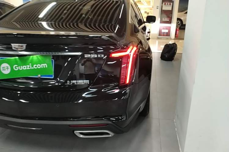 Used Cadillac CT5 2023 28T Platinum Edition Right Rear Taillight