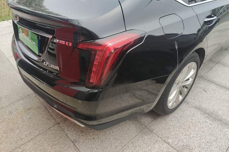 Used Cadillac CT5 2023 28T Luxury Edition (Standard Version) Right Rear Taillight