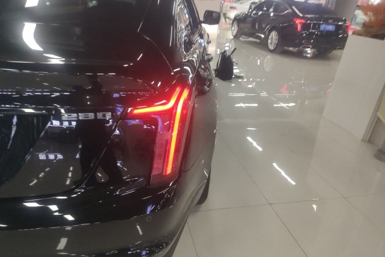 Used Cadillac CT5 2023 28T Luxury Edition (Standard Version) Right Rear Taillight
