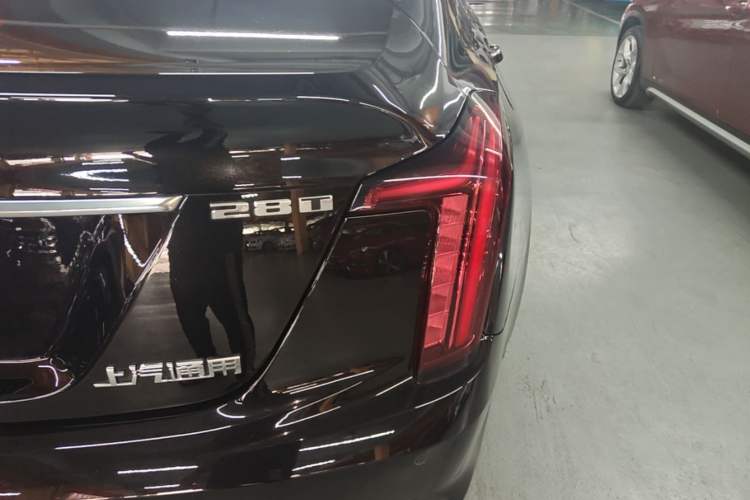 Used Cadillac CT5 2023 28T Luxury Edition (Standard Version) Right Rear Taillight