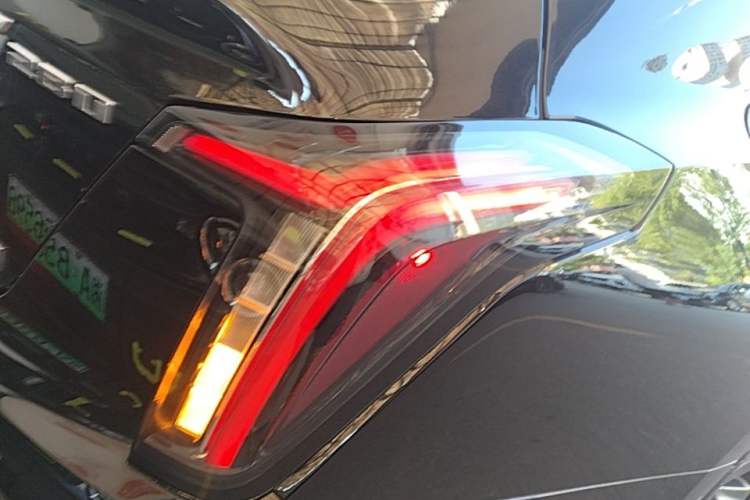 Used Cadillac CT5 2023 28T Prestige Model Right Rear Taillight