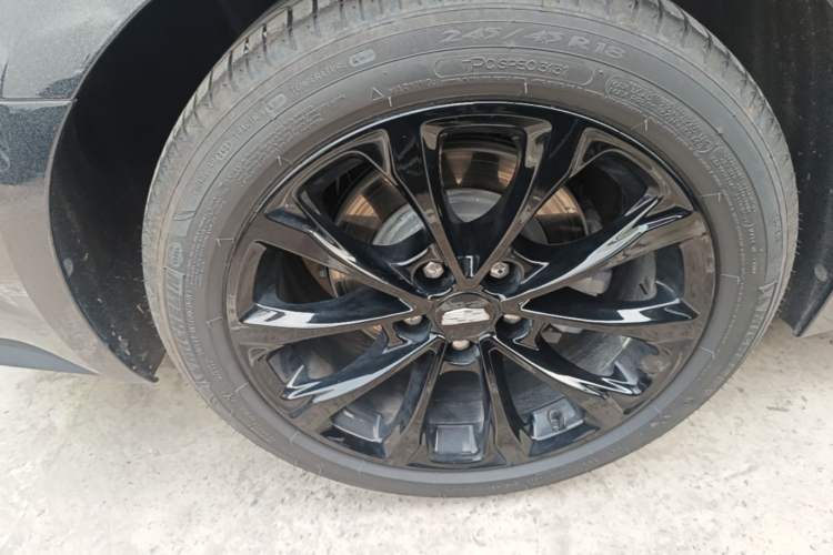 Used Cadillac CT5 2023 28T Luxury Edition (Standard Version) Right Rear Wheel Hub