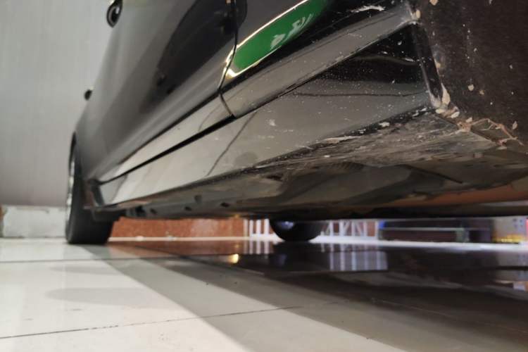 Used Cadillac CT5 2023 28T Luxury Edition (Standard Version) Right Side Sill