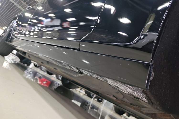 Used Cadillac CT5 2023 28T Luxury Edition (Standard Version) Right Side Sill