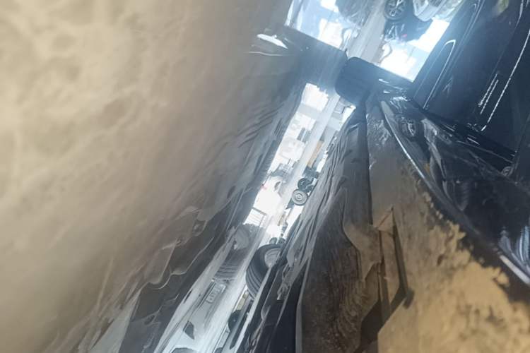 Used Cadillac CT5 2023 28T Luxury Edition (Standard Version) Right Side Sill