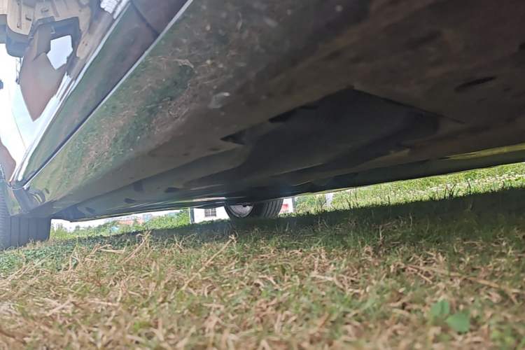 Used Cadillac CT5 2023 28T Luxury Edition (Standard Version) Right Side Sill