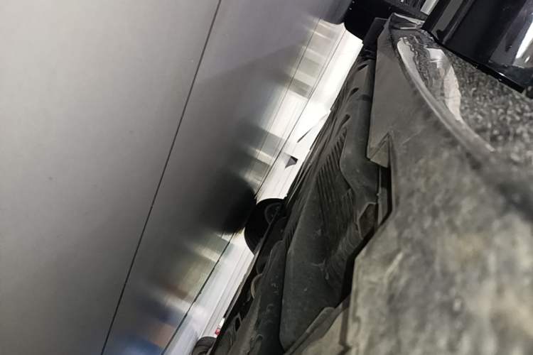 Used Cadillac CT5 2023 28T Luxury Edition (Standard Version) Right Side Sill
