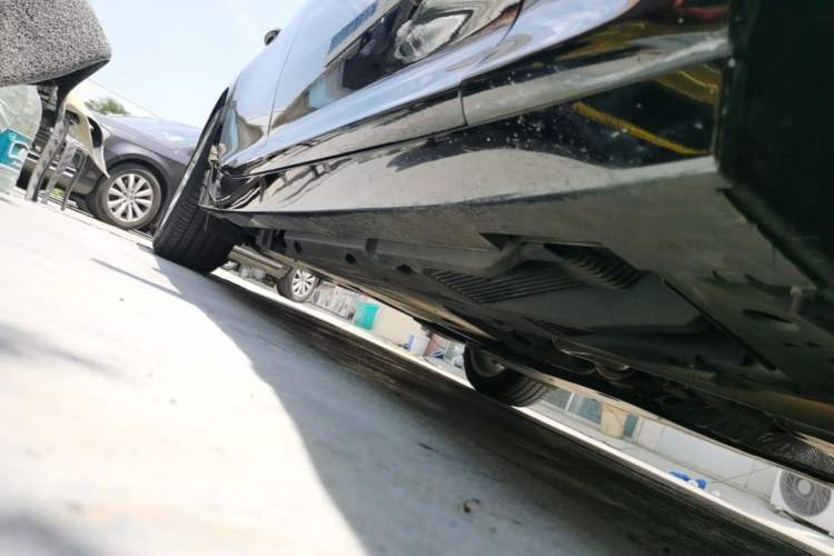 Used Cadillac CT5 2023 28T Luxury Edition (Standard Version) Right Side Sill
