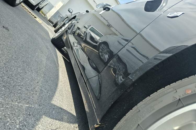 Used Cadillac CT5 2023 28T Luxury Edition (Standard Version) Right Side Sill
