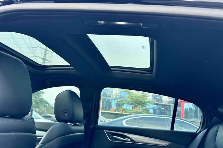 Used Cadillac CT5 2023 28T Luxury Edition (Standard Version) Roof