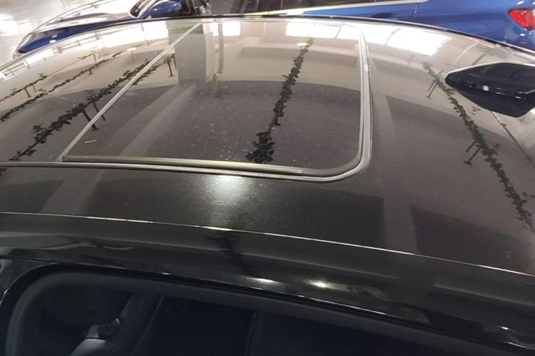 Used Cadillac CT5 2023 28T Platinum Edition Roof